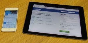 Social Platforms On Mobile Devices Social Platforms On Mobile Devices